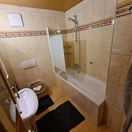 Haus Monika דירה