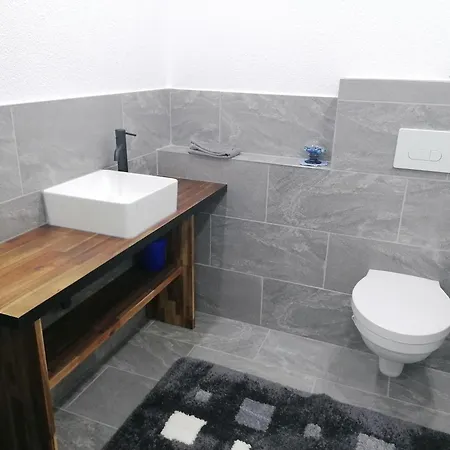 Haus Monika דירה *