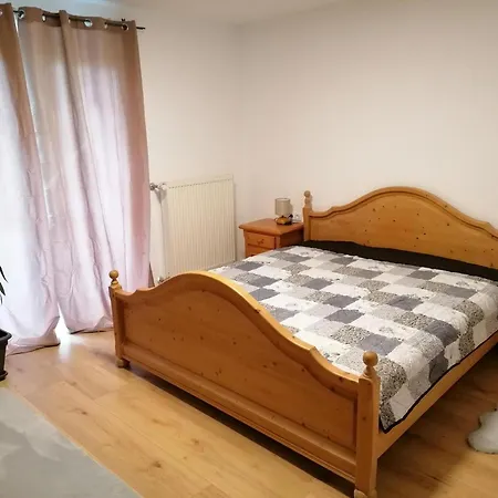 Haus Monika * שארניץ