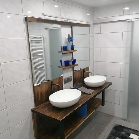 דירה Haus Monika *